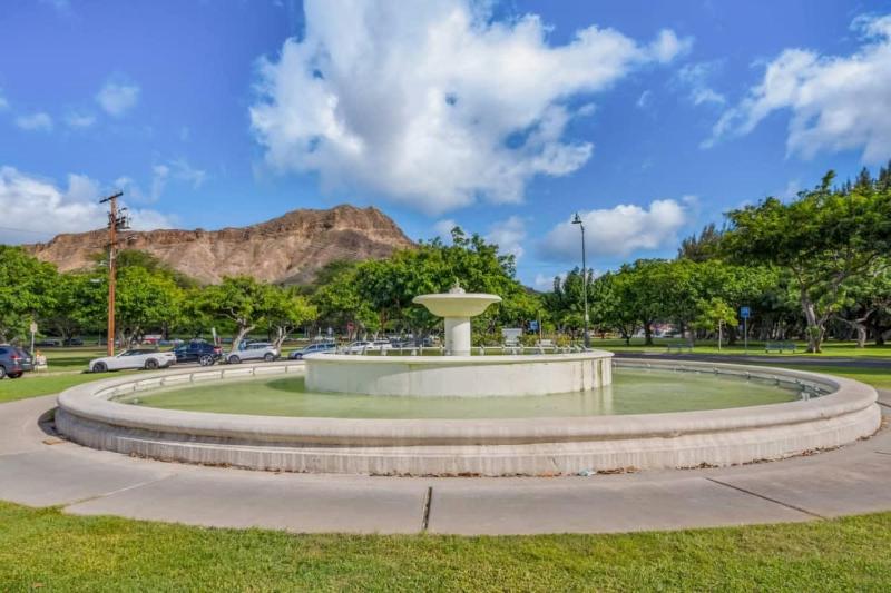 Marbella Lane -Coastal retreat near Diamond Head - image 6
