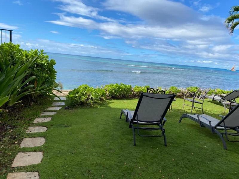 Marbella Lane -Coastal retreat near Diamond Head - image 11