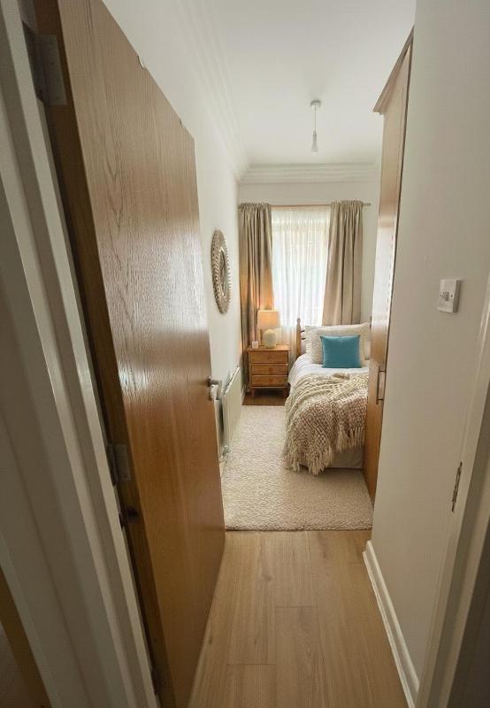 Entire Apartment in Heart of Dublin - image 16