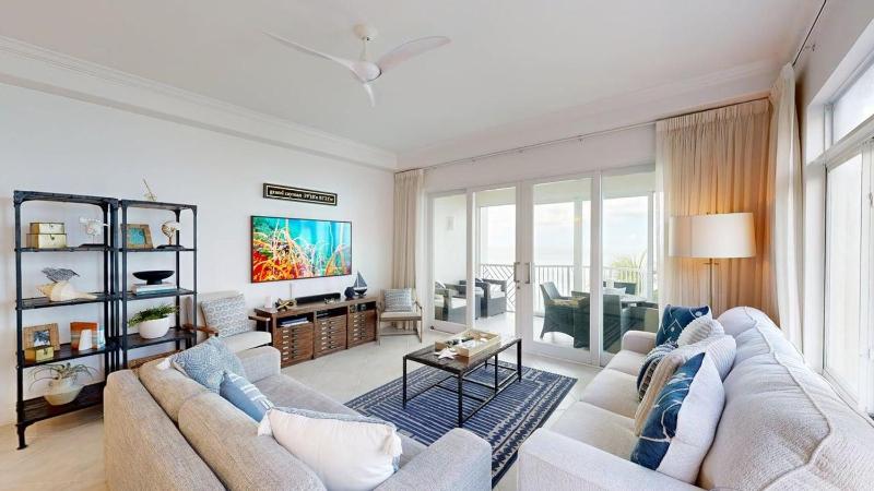 Beachfront 2Br Condo King Queen Sunset Views - image 12