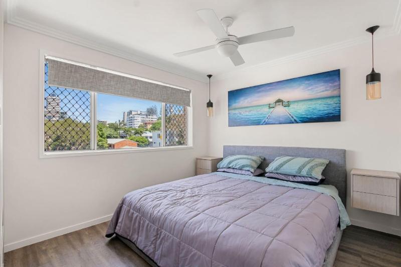 Trade Winds Unit 5 52 Edmund St Kings Beach - image 4