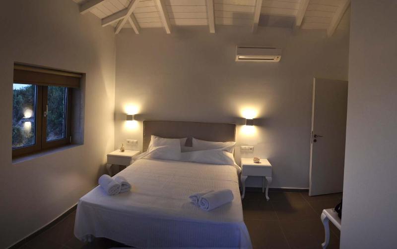 Anny's Villa II image 2