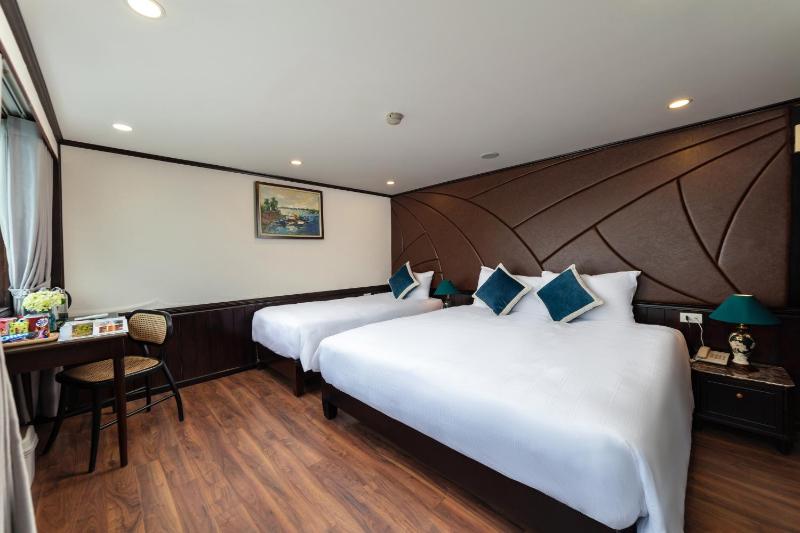 Tuan Chau Island Travel - image 5
