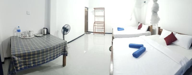 Comfort Castle Inn - image 5
