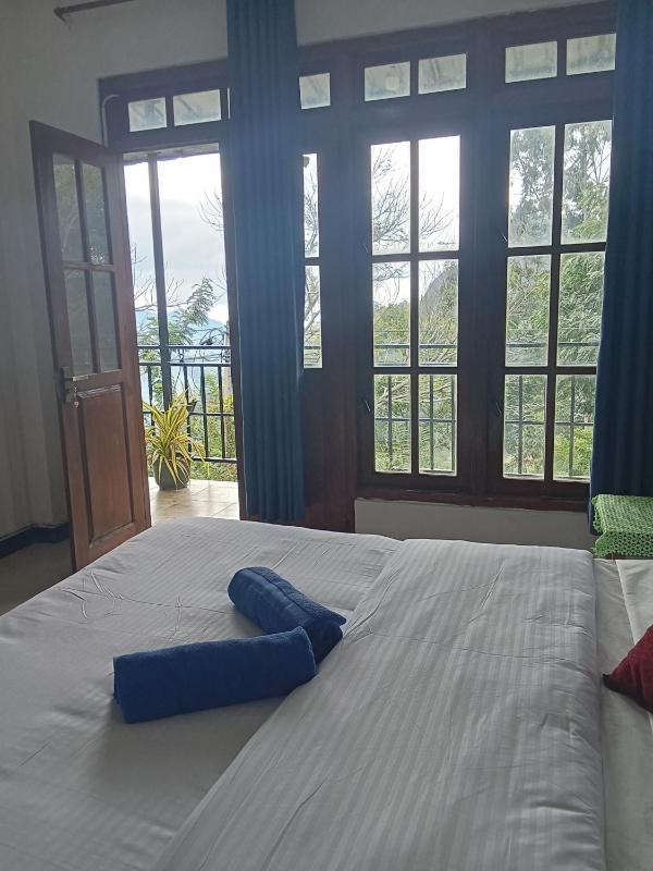 Comfort Castle Inn - image 4