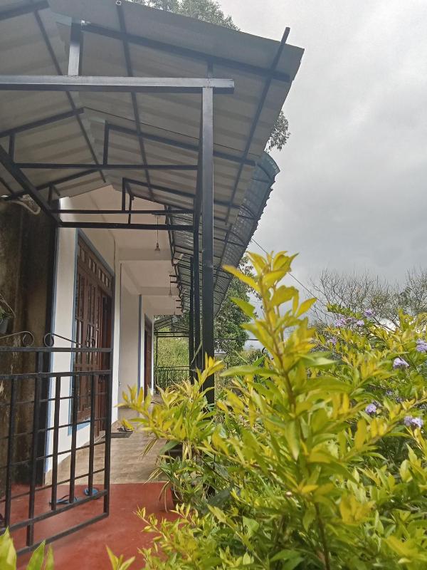 Comfort Castle Inn - image 11