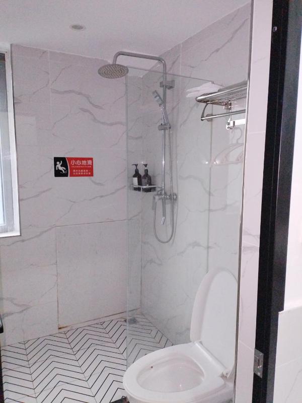 Chongqing Justom Family Serviced Apartments 10 - image 6