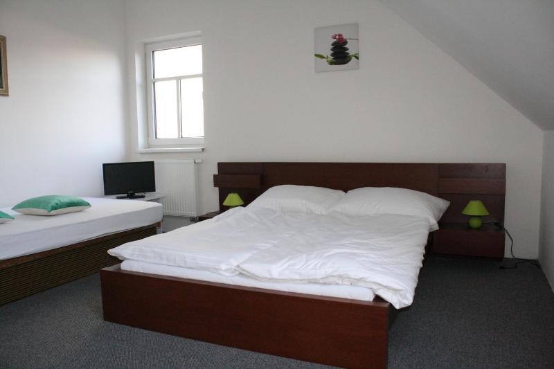 Double or Twin Room with Shower image 4