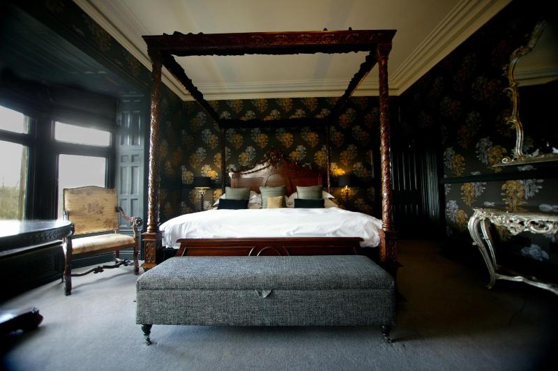 King Suite image 3