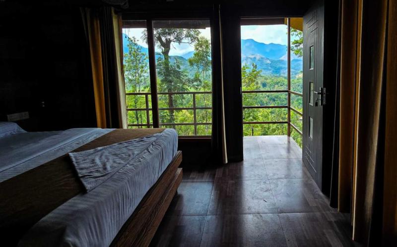 Peter's Coffee Creek Wayanad Pool Resort - image 37