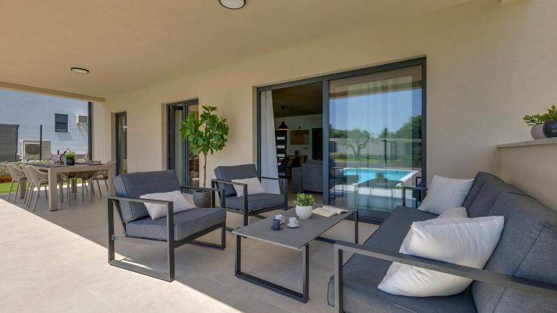 Modern villa Amoroso with pool in Porec - image 15