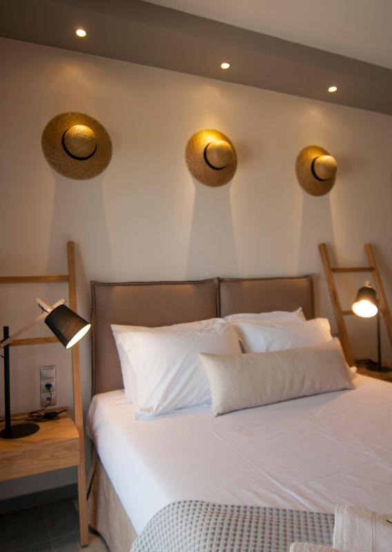 One-Bedroom Apartment with Sea View (4 Adults) image 1