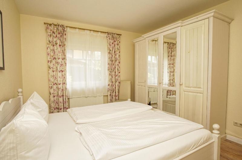 Ferienhaus Weingarten Ferienwohnung Bodden - image 12