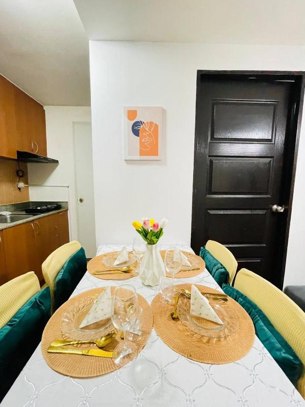 PAID AirprtPck-up - WorkNrelax 2TV with Netflx - 10 mins away from Airport - image 9