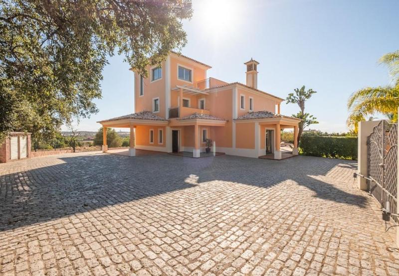 Villa Sierra - image 32