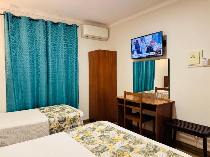 Residencial Camoes - image 12