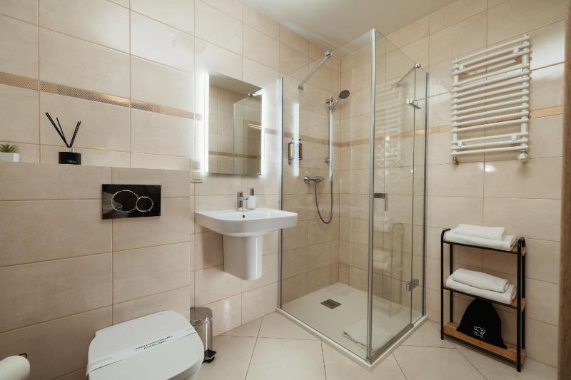 Villa Toscania-check in 24h - image 12
