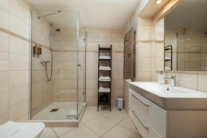 Villa Toscania-check in 24h - image 7
