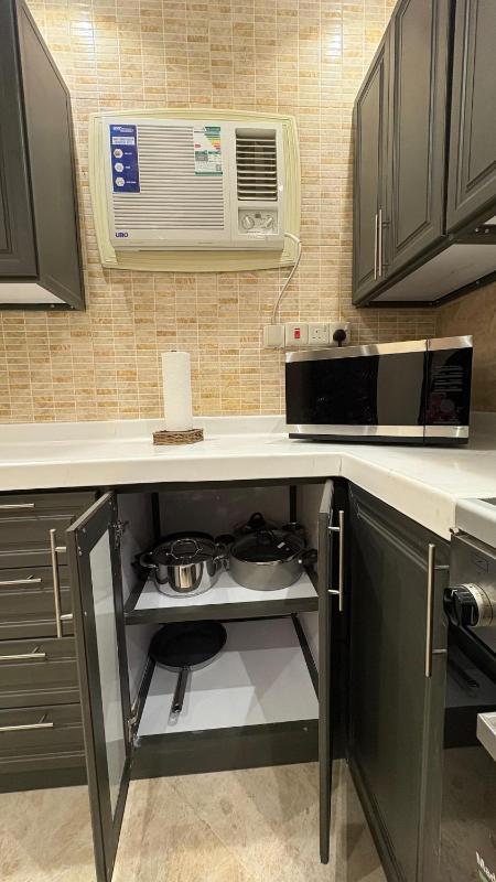 Elegant 2-Bedroom Apartment in Batha Quraish - image 15