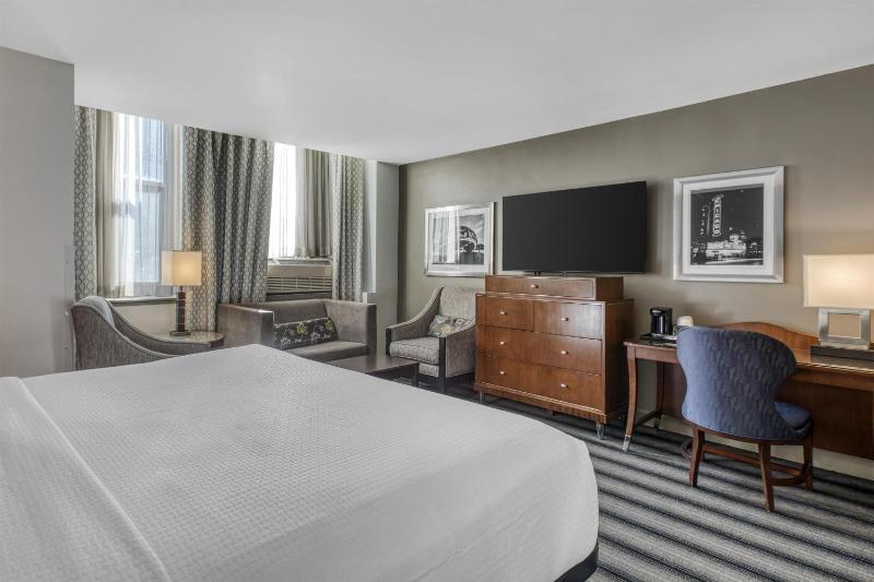 Best Western River North Hotel - image 8
