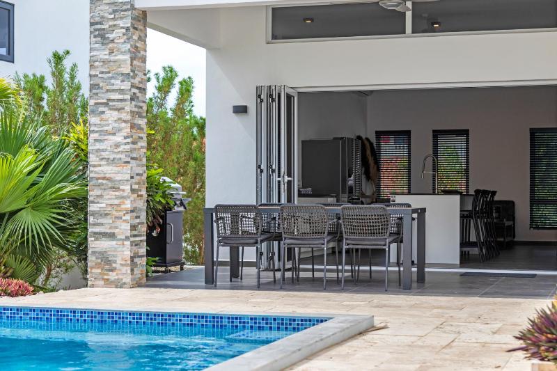 Villa Vredenberg - Modern Private Villa with Pool in Gated Resort - image 27