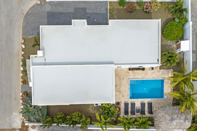 Villa Vredenberg - Modern Private Villa with Pool in Gated Resort - image 23