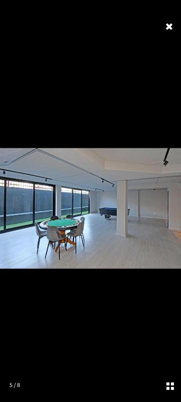 Circa apartment hotel - image 11