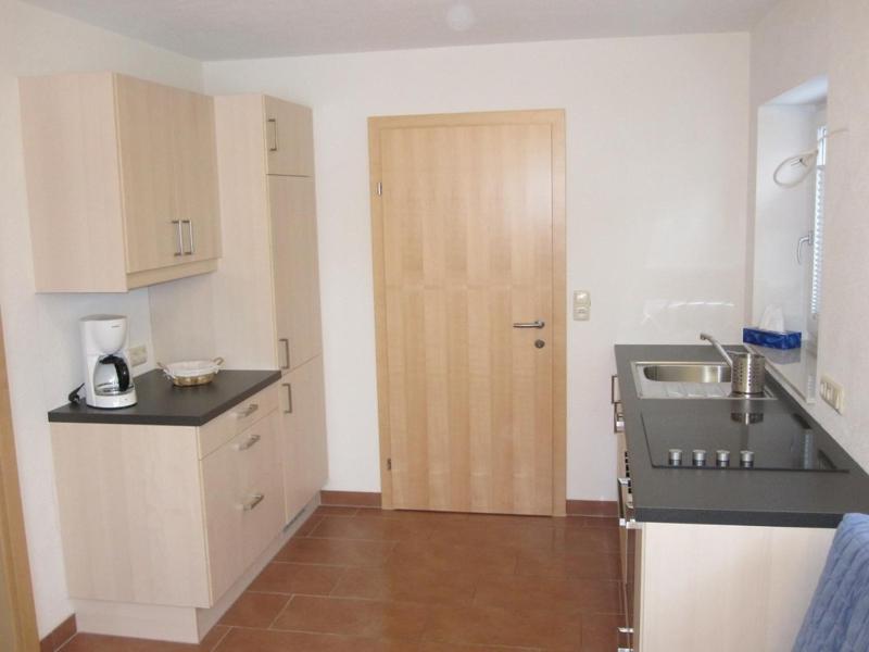 One-Bedroom Apartment with Terrace image 2