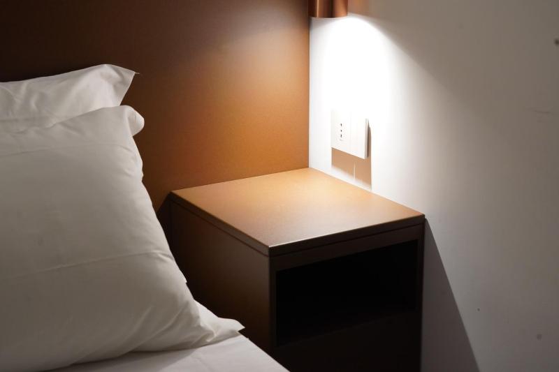 Rooms Around - image 9
