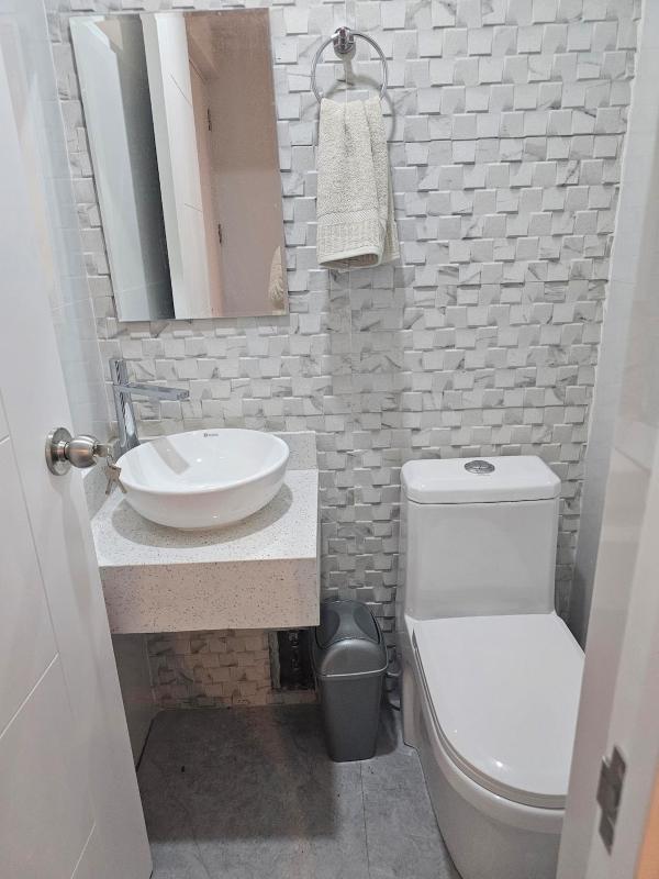 Comfortable apt in Cerro Colorado near the airport - image 3