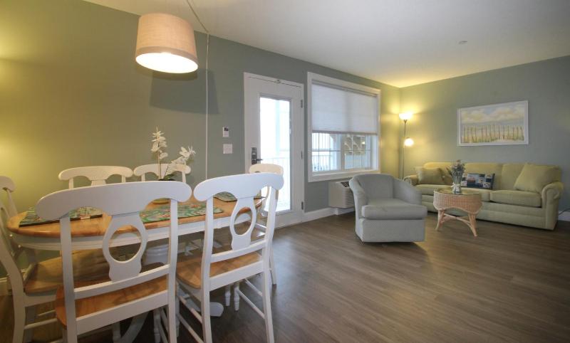 Sand Dollar Suite 2  image 1