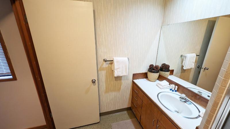 Meadow House 42 - image 41