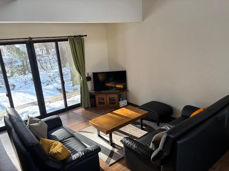 The Yellow House - image 14