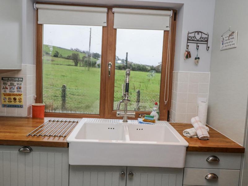 Lough Cluhir Cottage - image 16