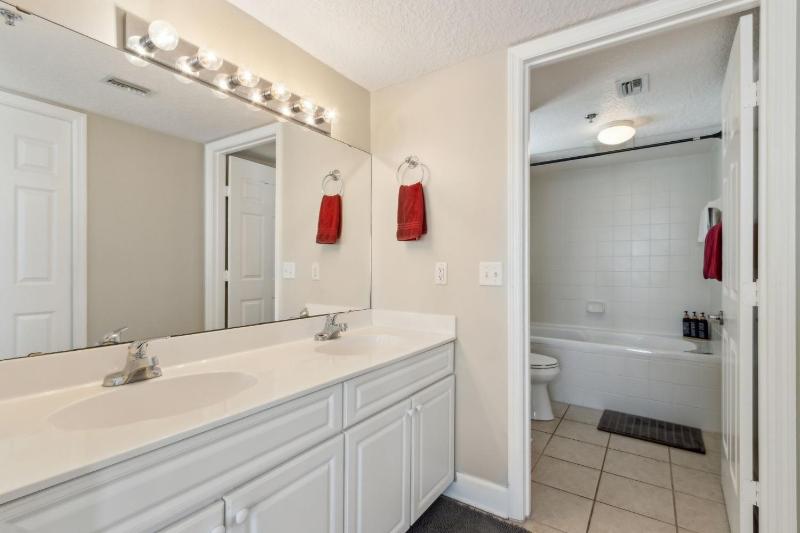 Tranquil 1BR Getaway in Fernandina Beach - Ocean View - image 17
