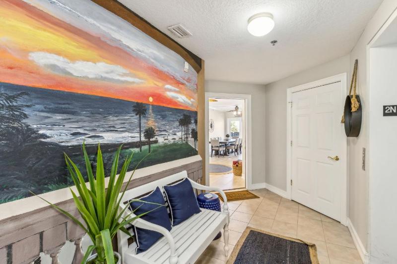 Luxury Private Beachfront Condo with Parking Garage & Stunning Views - image 39