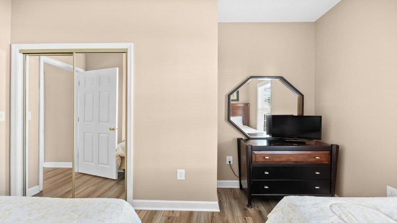 924 Ironwood Condo - image 7