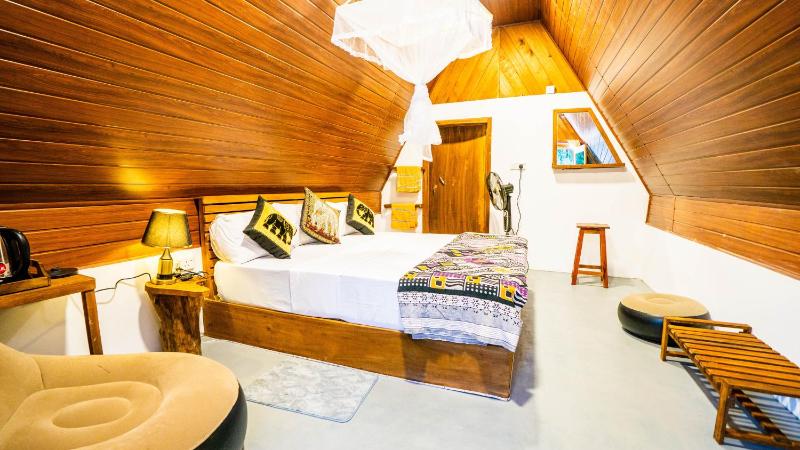 Woodland Cabana - image 5