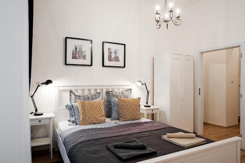 Superior Apartment image 3