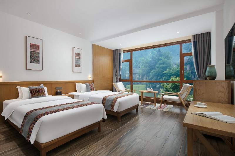 Pandora's Hilltop House Resort - image 36