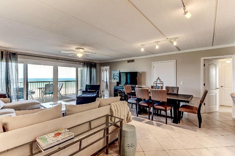 Beachfront Family Condo with Pool Fishing and Pier Access - Amelia By The Sea - image 24
