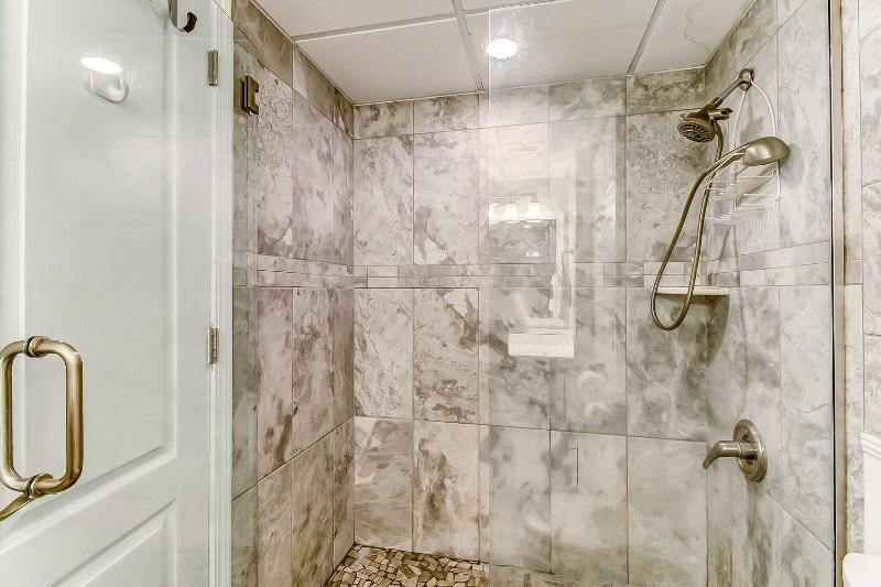 Beachfront Family Condo with Pool Fishing and Pier Access - Amelia By The Sea - image 11
