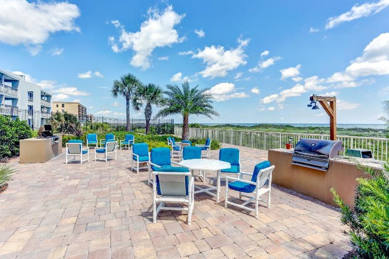 Beachfront Family Condo with Pool Fishing and Pier Access - Amelia By The Sea - image 47