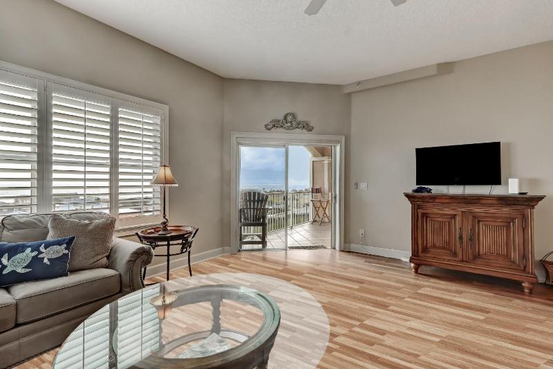 Top Floor Beach View Condo - Ocean Park 409 - image 41