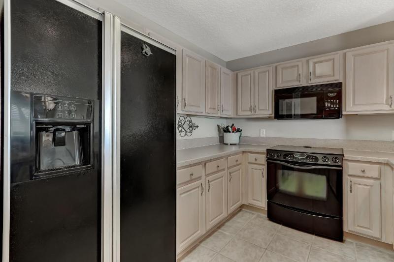 Top Floor Beach View Condo - Ocean Park 409 - image 21