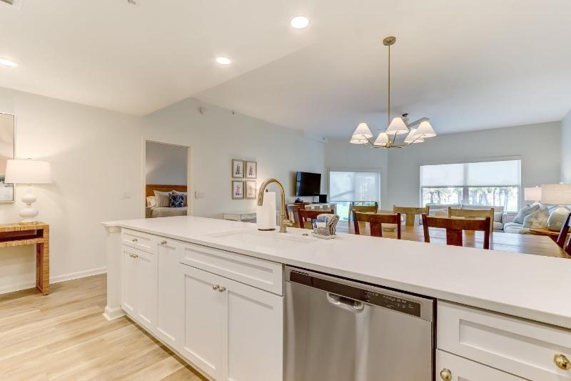 Luxury 3BR Retreat in Fernandina Beach - Ocean Park - 103 - image 25