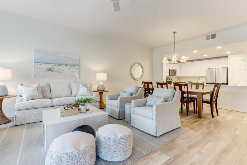 Luxury 3BR Retreat in Fernandina Beach - Ocean Park - 103 - image 19