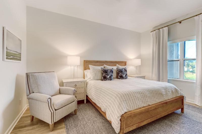 Luxury 3BR Retreat in Fernandina Beach - Ocean Park - 103 - image 2