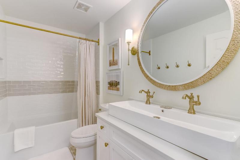 Luxury 3BR Retreat in Fernandina Beach - Ocean Park - 103 - image 36