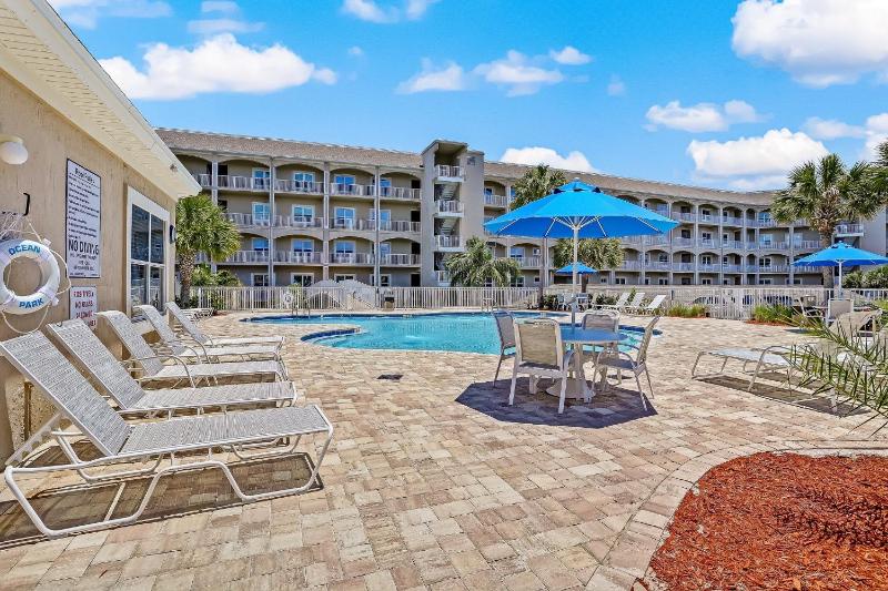 Luxury 3BR Retreat in Fernandina Beach - Ocean Park - 103 - image 18